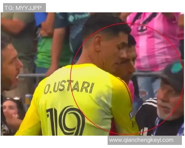 足球场上的咬人事件回顾哪位明星因咬人而成名