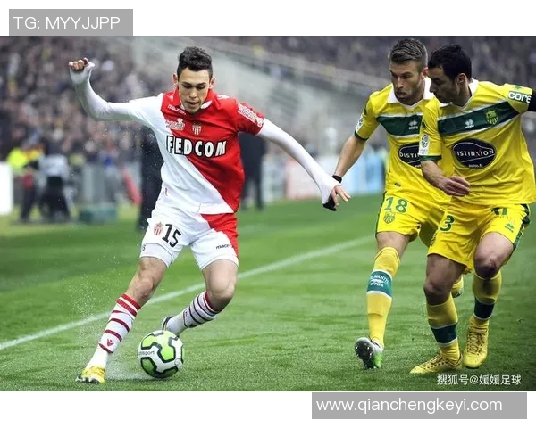 2017年中场足球明星盘点与表现分析揭示足球战术新趋势